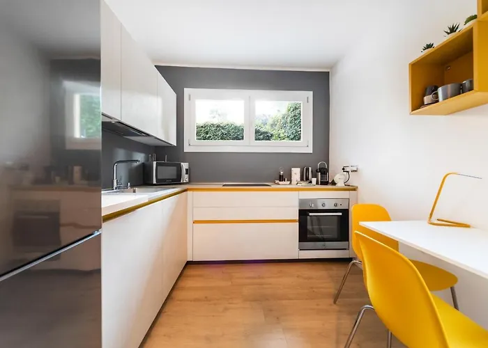 Maison Giulia Ai Giardini * بولونيا